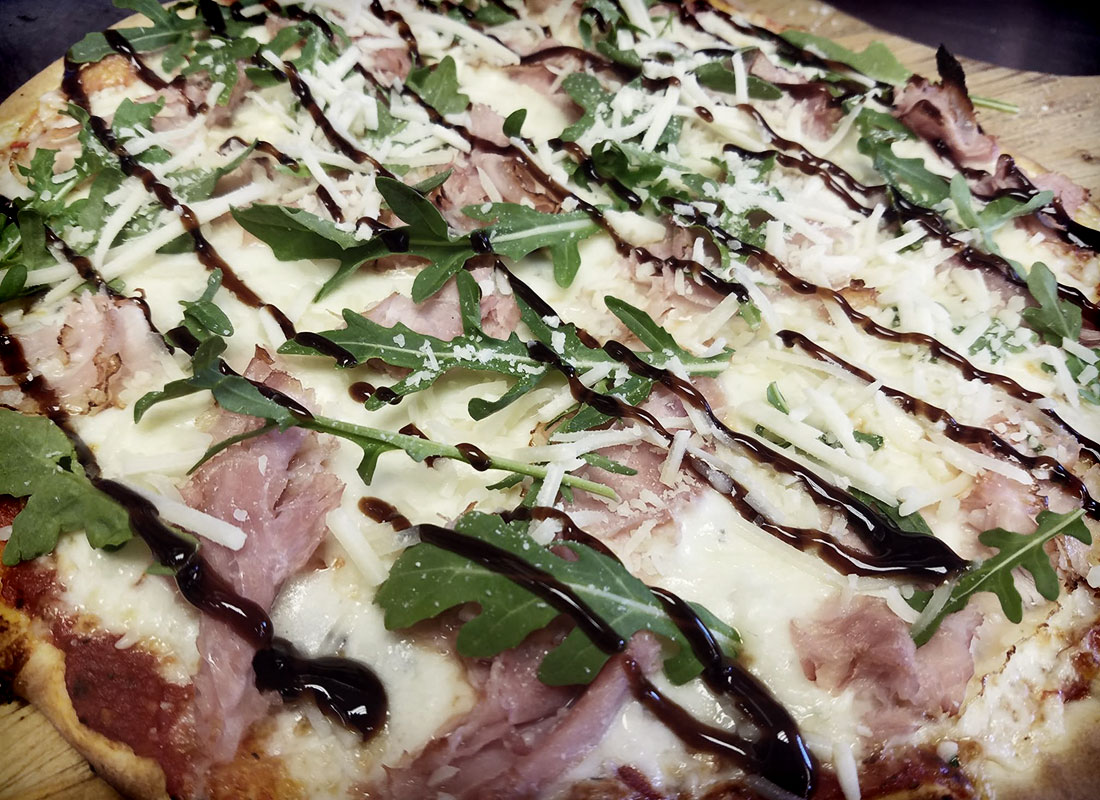 Balsamic pizza